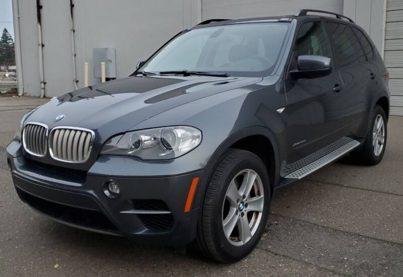 2012 BMW X5 for sale at Lux Global Auto Sales in Sacramento CA