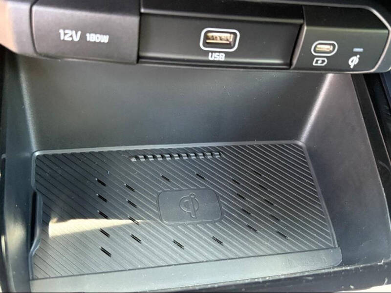 2025 Kia Niro EX Touring