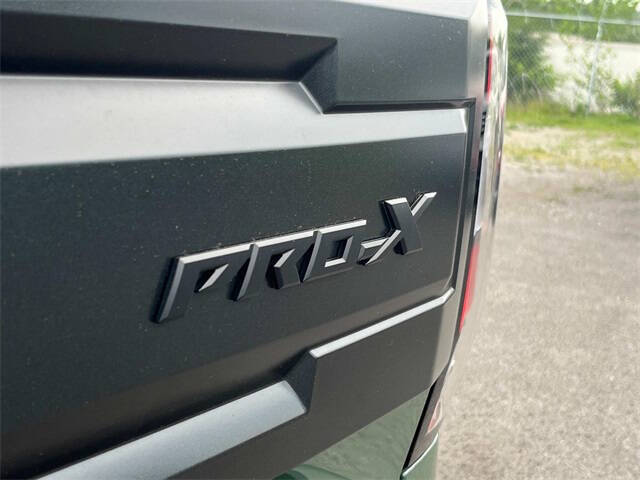 2025 Nissan Frontier PRO-X