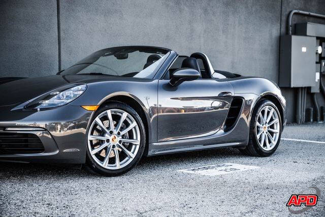 2021 Porsche 718 Boxster