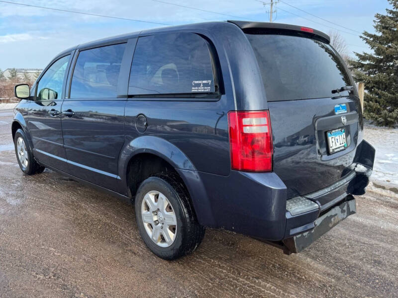 2009 Dodge Grand Caravan SE