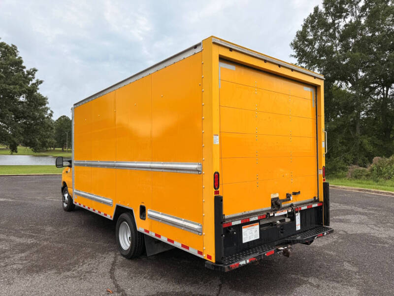 2019 Ford E-Series