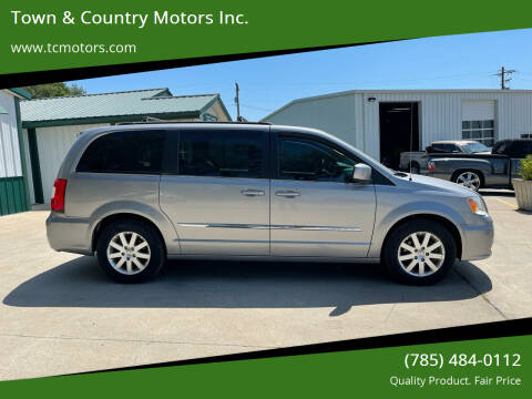2016 Chrysler Town and Country for sale at Town & Country Motors Inc. in Meriden KS