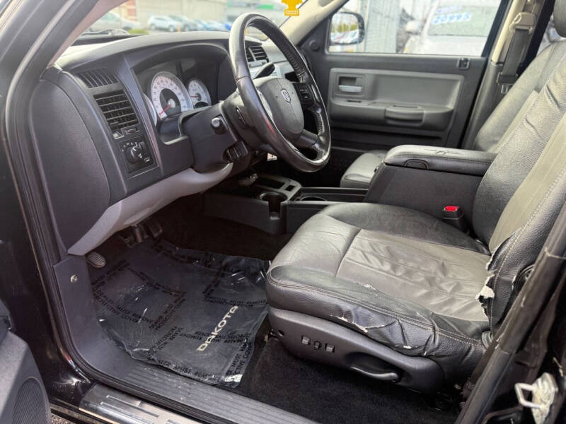 2011 RAM Dakota Laramie