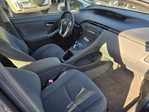 2010 Toyota Prius III