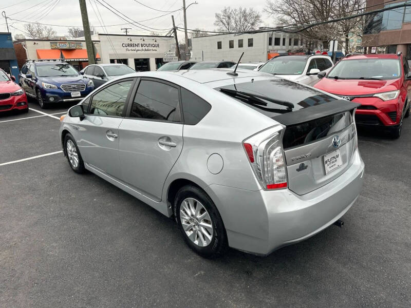 2012 Toyota Prius Plug-in Hybrid