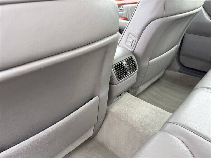 2002 Lexus LS 430