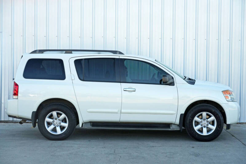 2013 Nissan Armada SV