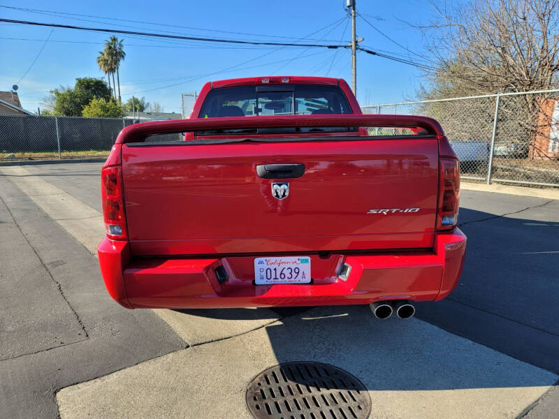 2005 Dodge Ram 1500 SRT-10
