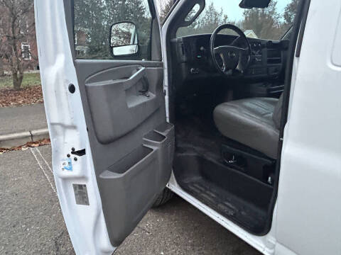 2019 Chevrolet Express 3500