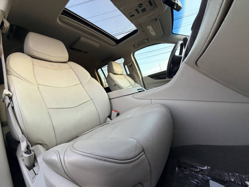 2017 Cadillac Escalade ESV Premium Luxury