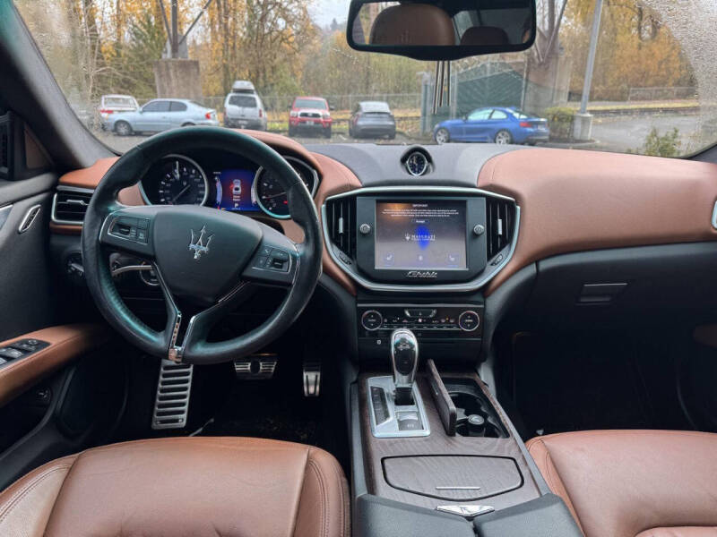 2014 Maserati Ghibli S Q4