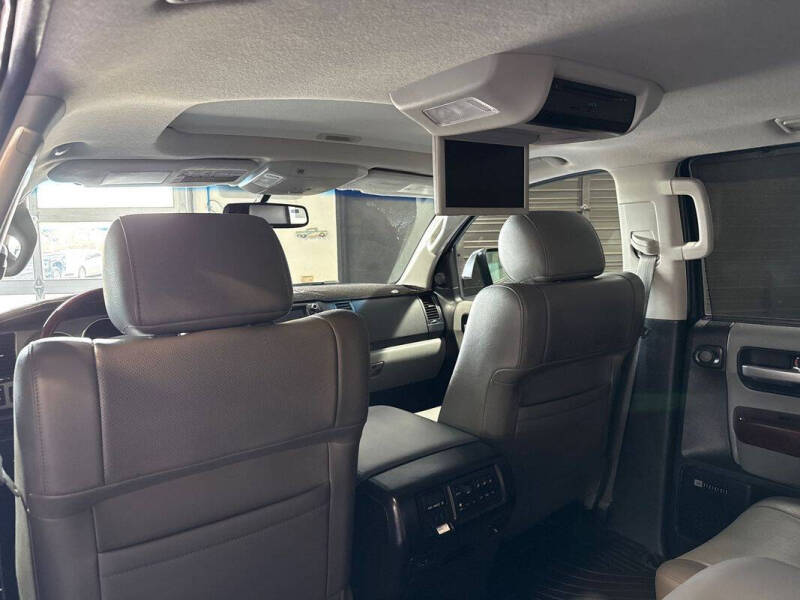 2013 Toyota Sequoia Platinum