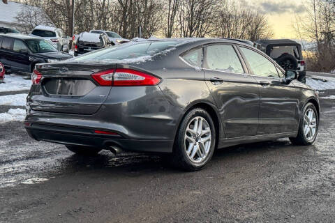 2015 Ford Fusion SE