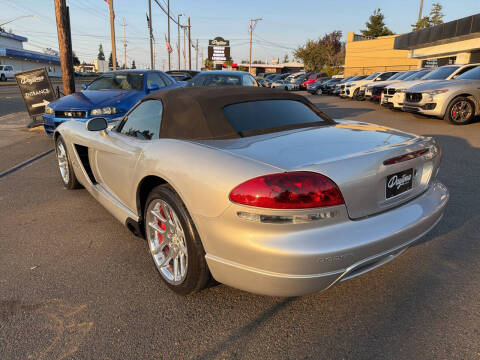 2004 Dodge Viper SRT-10
