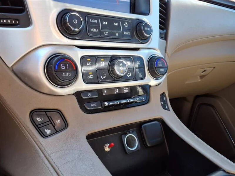 2017 GMC Yukon XL SLT