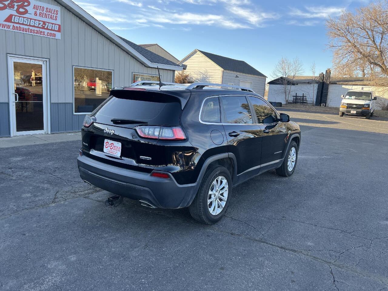 2019 Jeep Cherokee 14