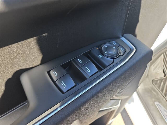 2026 GMC Sierra 1500 Elevation Standard