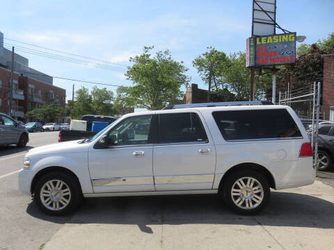 2013 Lincoln Navigator L