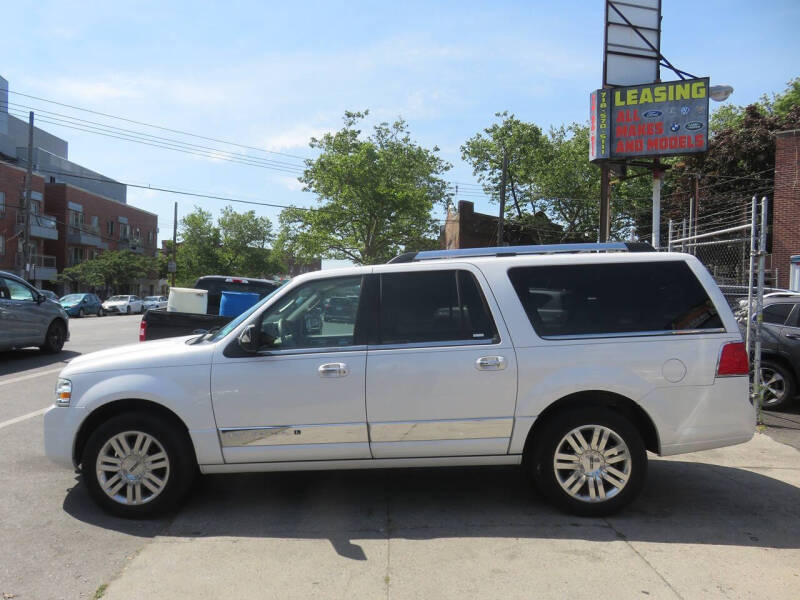 2013 Lincoln Navigator L