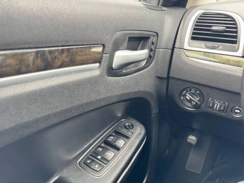 2020 Chrysler 300 Limited