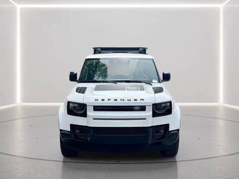 2025 Land Rover Defender 90 P400 X-Dynamic SE
