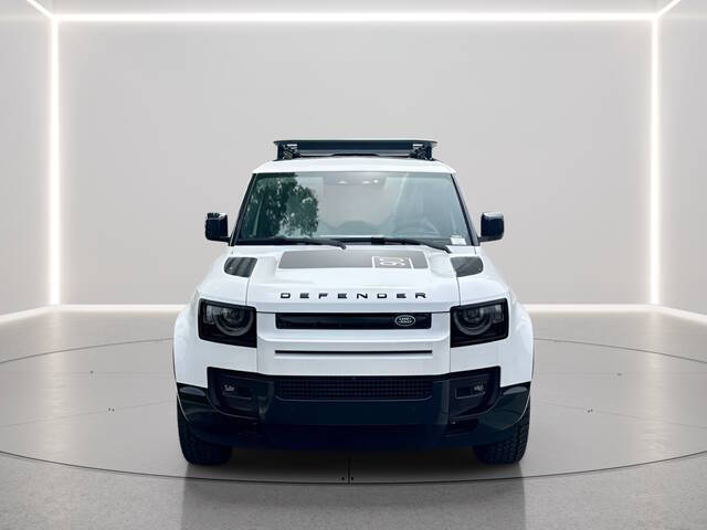 2025 Land Rover Defender 90 P400 X-Dynamic SE