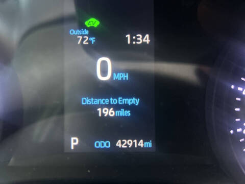 2023 Toyota Sienna LE 8-Passenger