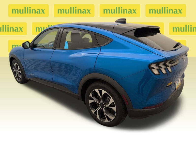 2025 Ford Mustang Mach-E Select