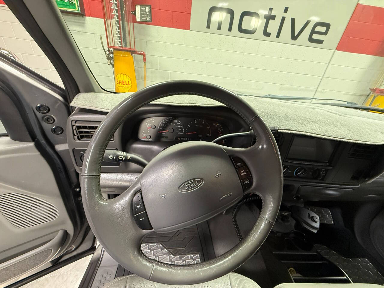 2002 Ford F-250 Super Duty 50