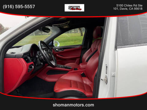 2015 Porsche Macan S