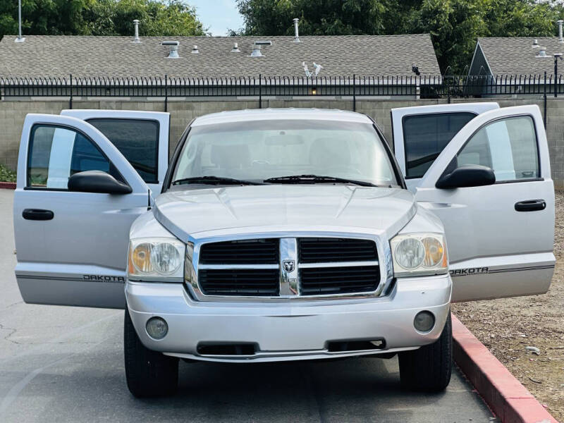 2006 Dodge Dakota SLT