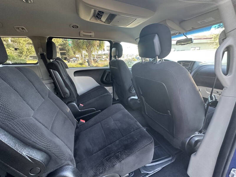 2013 Dodge Grand Caravan SE