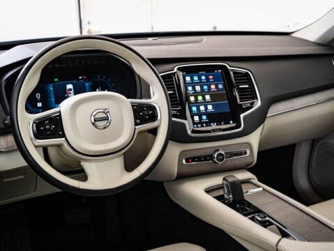 2023 Volvo XC90 B6 Plus Bright Theme 6P