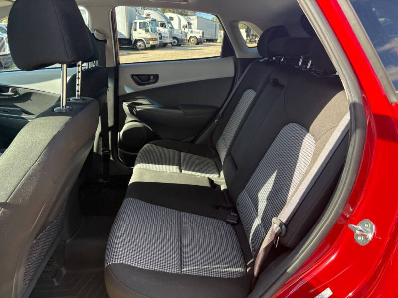 2021 Hyundai Kona SEL Plus