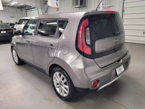 2018 Kia Soul +