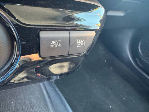 2019 Toyota Prius LE AWD-e