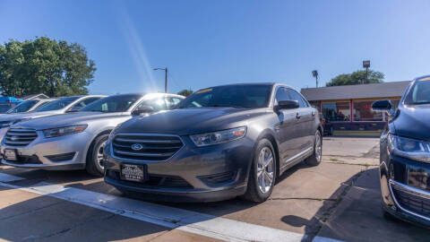 2014 Ford Taurus SEL