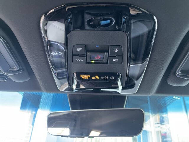 2023 Toyota Venza LE