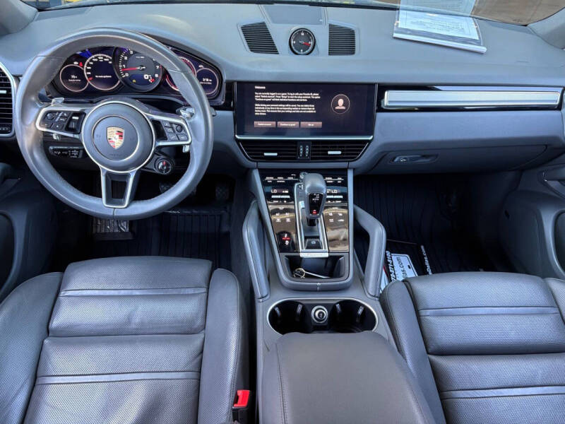 2023 Porsche Cayenne