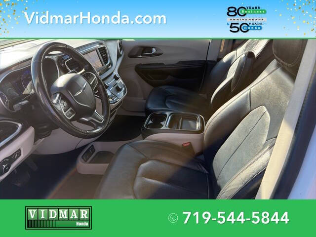 2020 Chrysler Pacifica Touring L