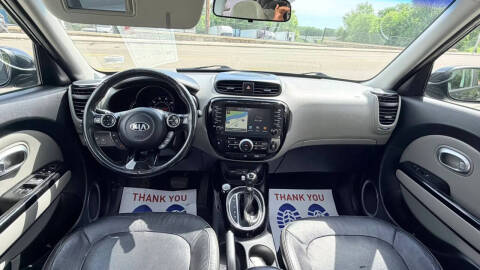 2016 Kia Soul +
