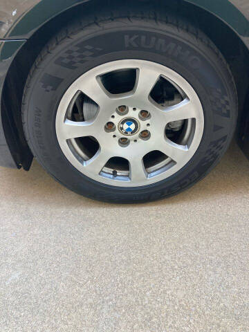 2004 BMW 5 Series 525i