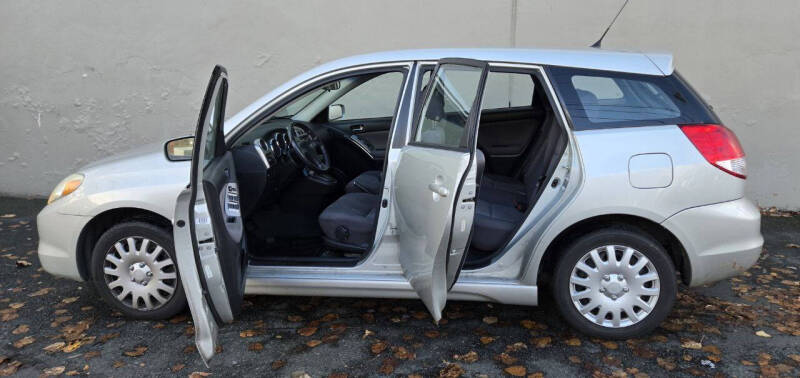 2004 Toyota Matrix XR