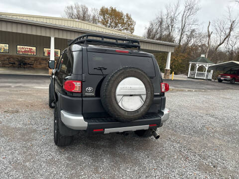 2010 Toyota FJ Cruiser for sale at McCully's Automotive - Trucks & SUV's in Benton KY