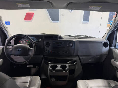 2011 Ford E-Series E-250