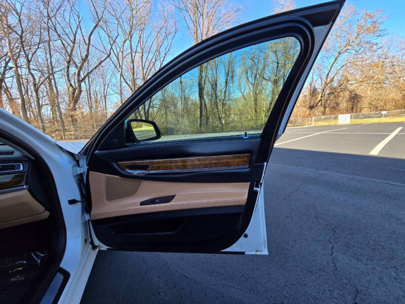 2013 BMW 7 Series 750Li xDrive