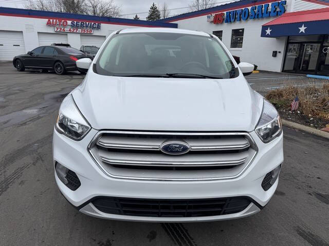 2019 Ford Escape SE photo 2