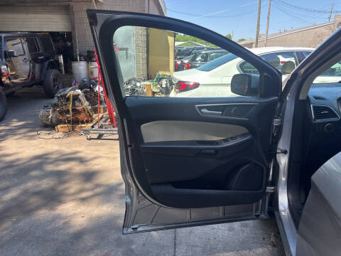 2022 Ford Edge SEL