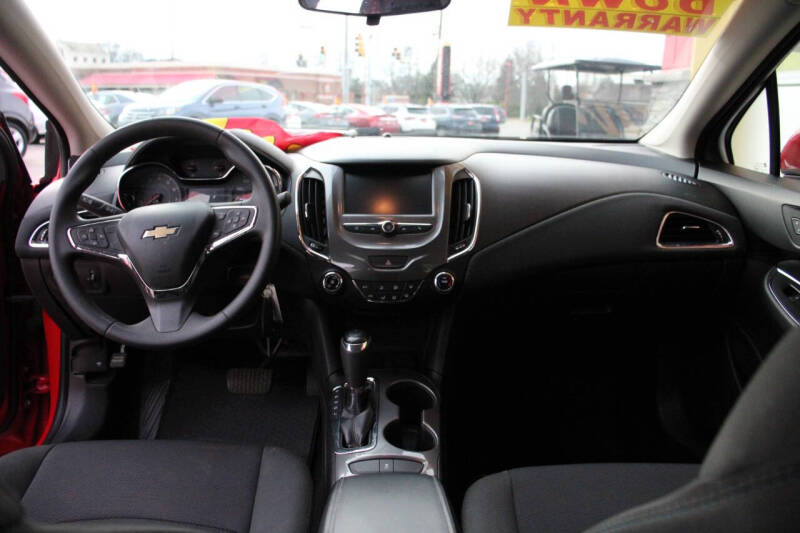 2017 Chevrolet Cruze LT Auto